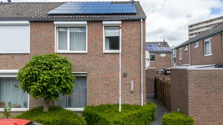 Foto 2 van Pastoor de Grootstraat 2