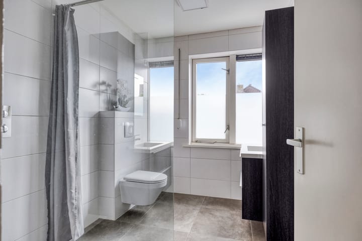 Foto 15 van Aert van Nesstraat 31