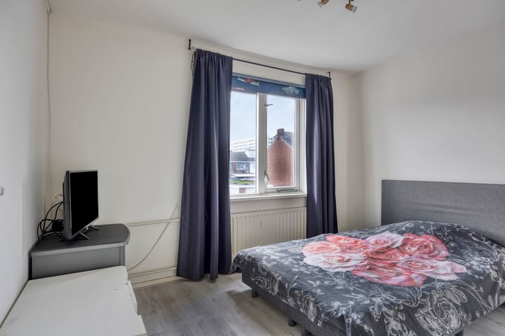 Foto 17 van Aert van Nesstraat 31