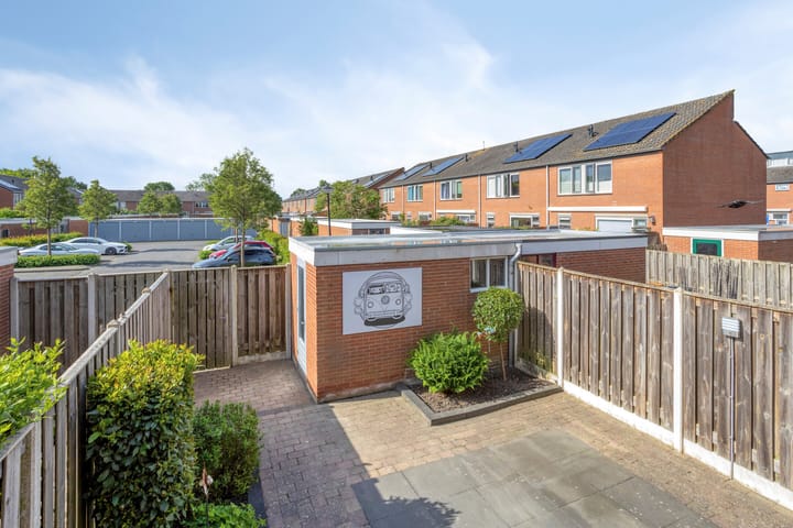 Photo 4 of Haringvlietstraat 39