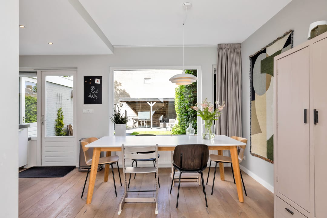 Photo 11 of Antoniszstraat 9