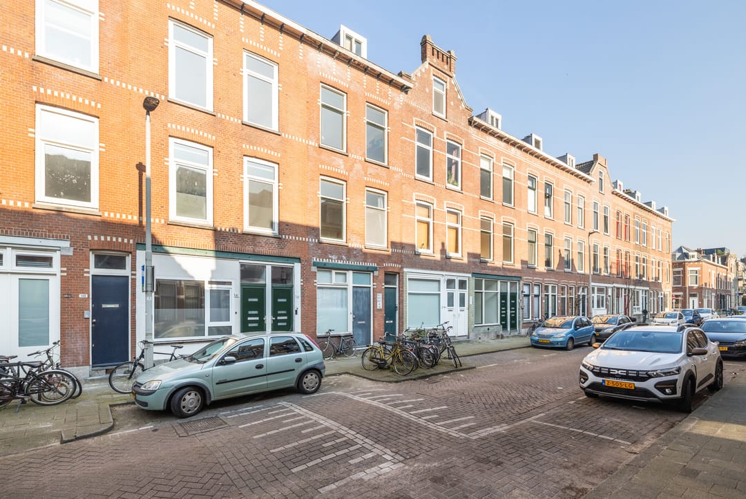 Photo 1 of Philips Willemstraat 16-A