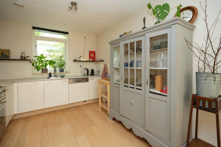 Photo 12 of Ten Hoetstraat 10-A