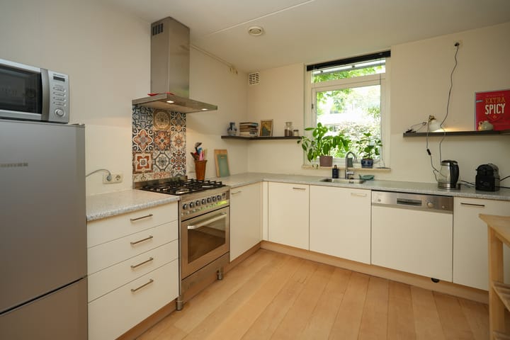 Photo 11 of Ten Hoetstraat 10-A