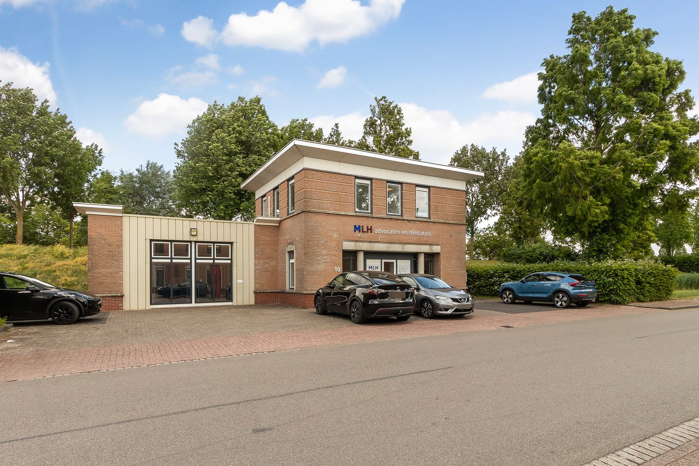 Bekijk foto 3 van Jan Valsterweg 10