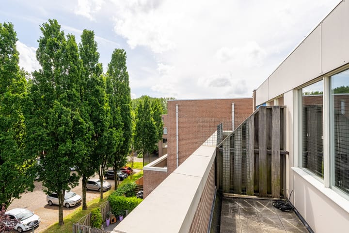 Foto 18 van Robert Schumanring 249