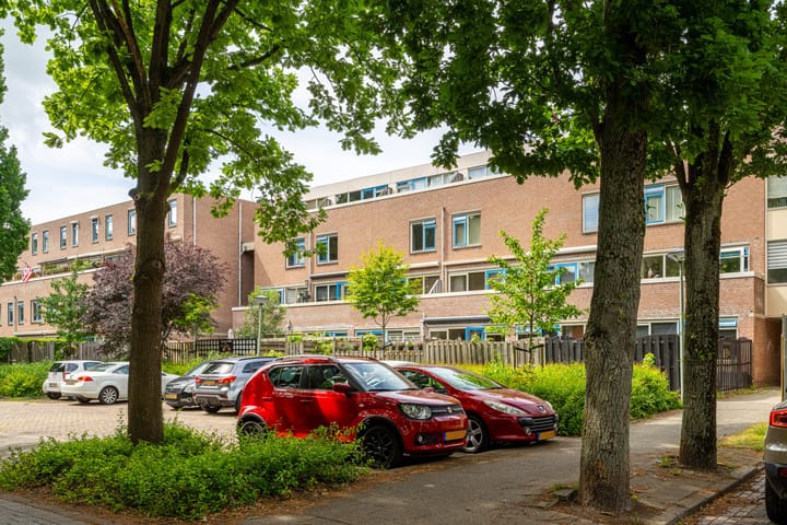 Foto 28 van Robert Schumanring 249