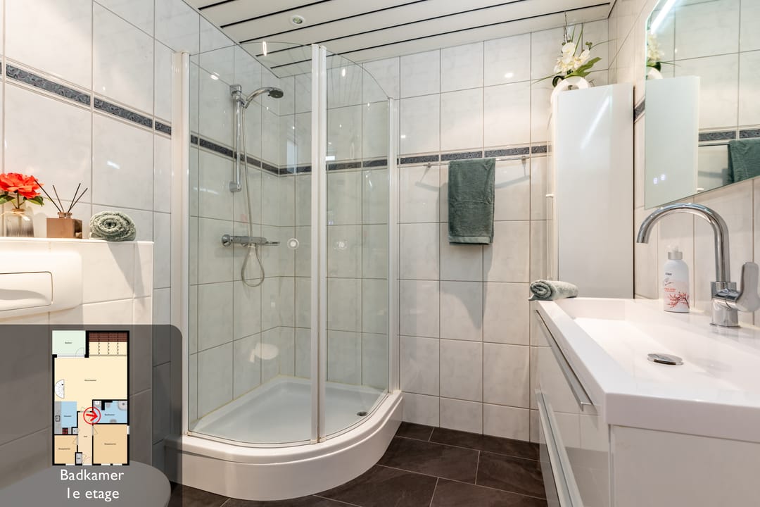 Foto 22 van Hoogvlietlaan 14-A