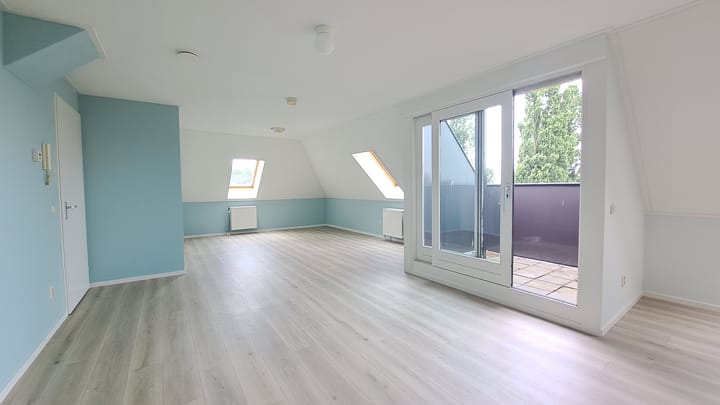 Foto 3 van Vlassert 23-C