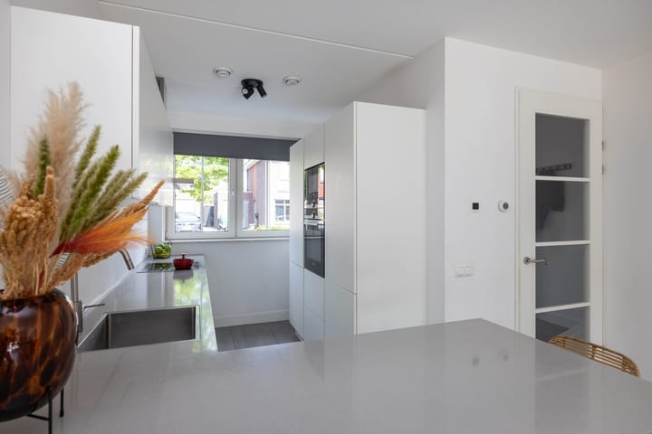 Foto 10 van Athenestraat 11