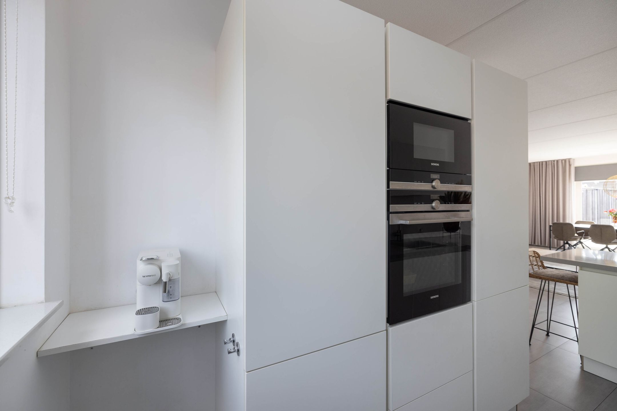 Photo 12 of Athenestraat 11