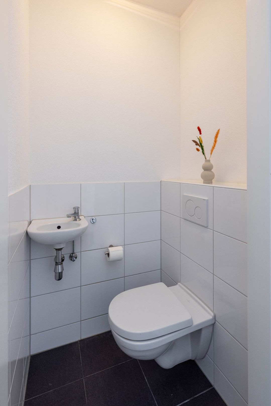 Photo 13 of Athenestraat 11