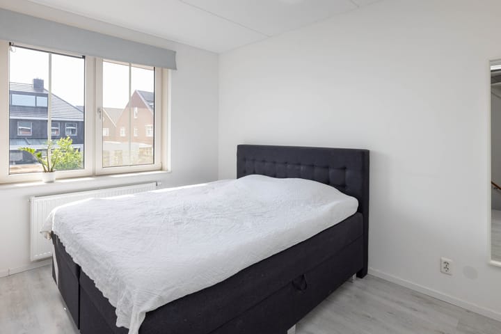 Foto 15 van Athenestraat 11