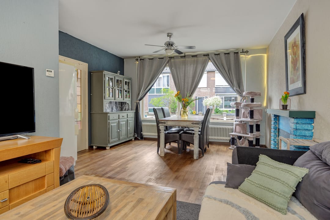 Foto 13 van Adriaen Brouwerstraat 9