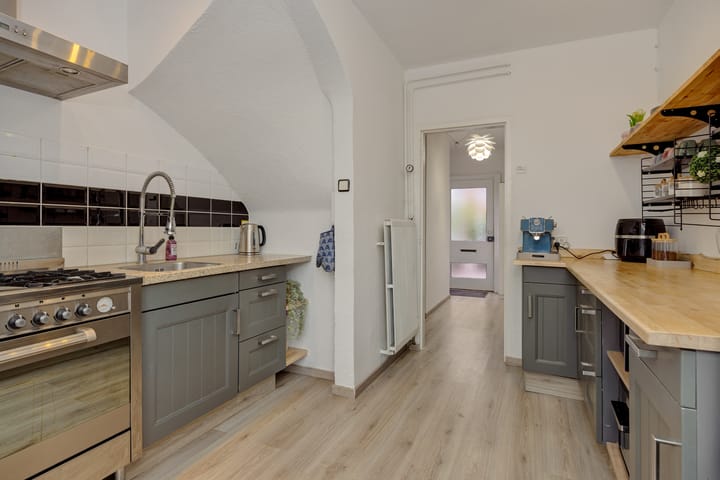 Foto 18 van Adriaen Brouwerstraat 9