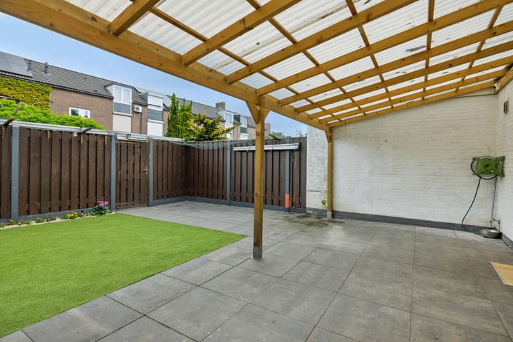 Foto 36 van Adriaen Brouwerstraat 9