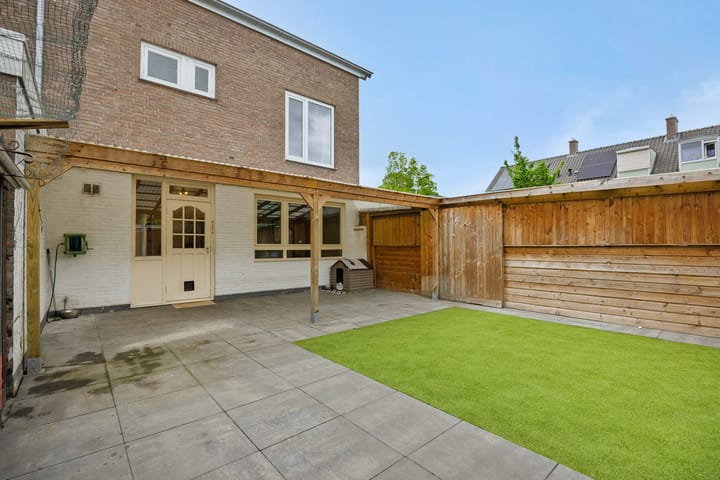 Foto 38 van Adriaen Brouwerstraat 9