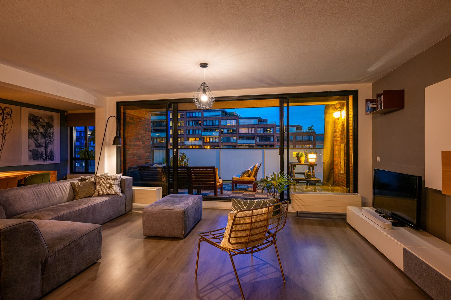 Foto 1 van Helmersstraat 177