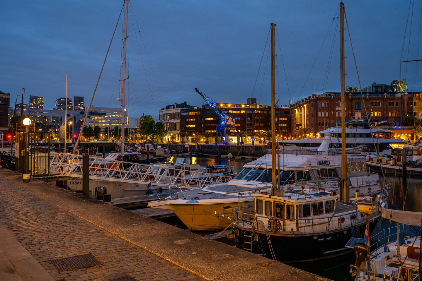 Foto 10 van Helmersstraat 177