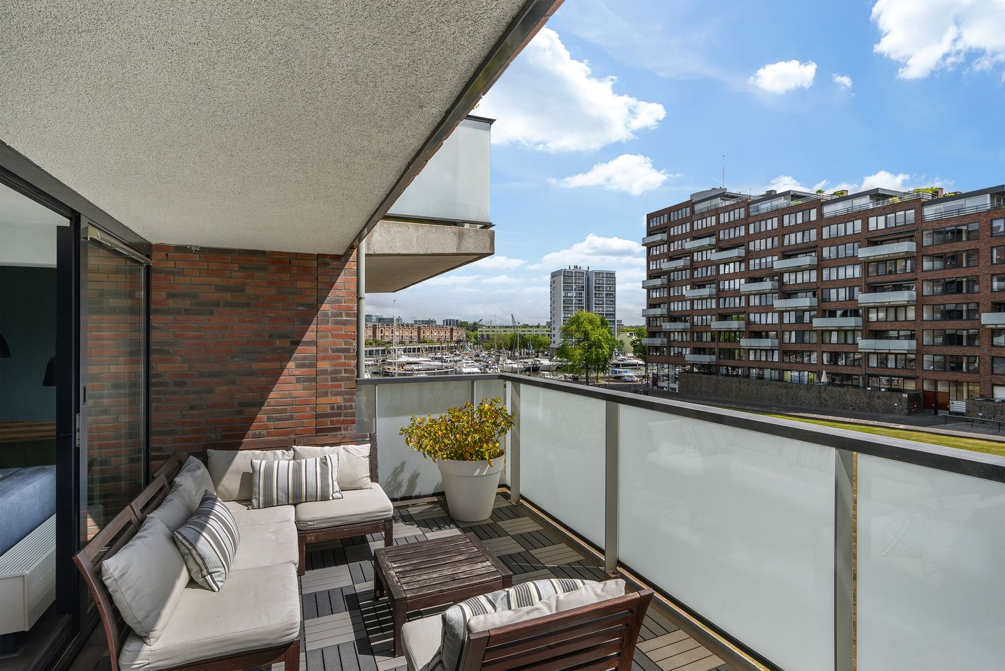 Foto 29 van Helmersstraat 177