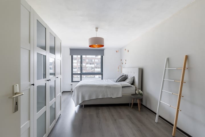 Foto 33 van Helmersstraat 177