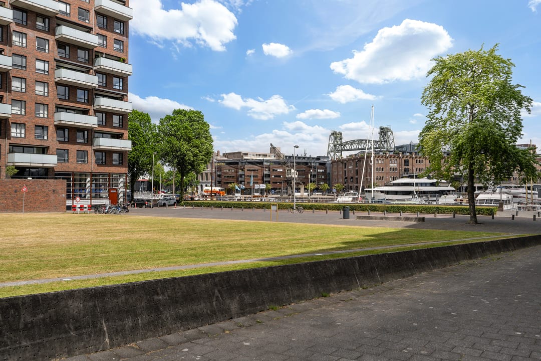 Foto 47 van Helmersstraat 177