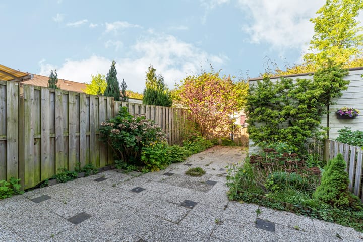 Photo 18 of Johan Kernstraat 9