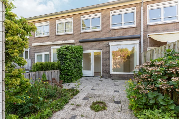 Photo 19 of Johan Kernstraat 9