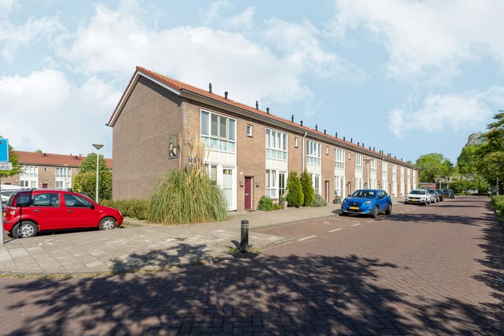 Photo 22 of Johan Kernstraat 9