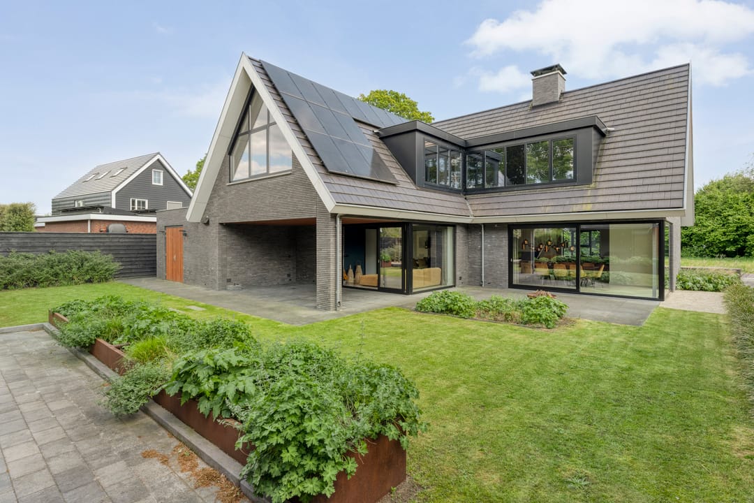 Foto 2 van Dagpauwoog 2