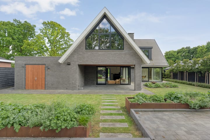 Foto 3 van Dagpauwoog 2