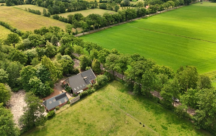 Foto 1 van Roderwolderweg 17