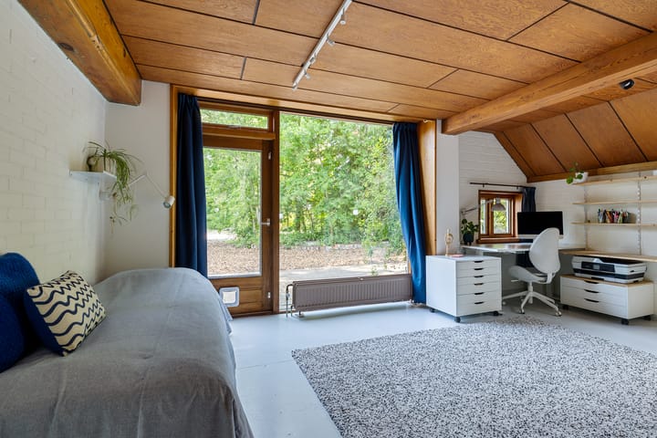 Foto 25 van Roderwolderweg 17