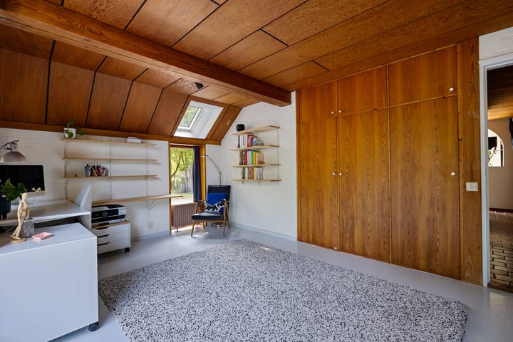 Foto 26 van Roderwolderweg 17