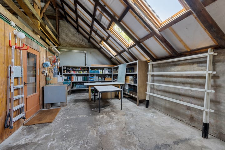 Foto 31 van Roderwolderweg 17