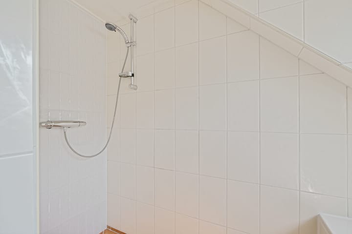 Foto 41 van Roderwolderweg 17