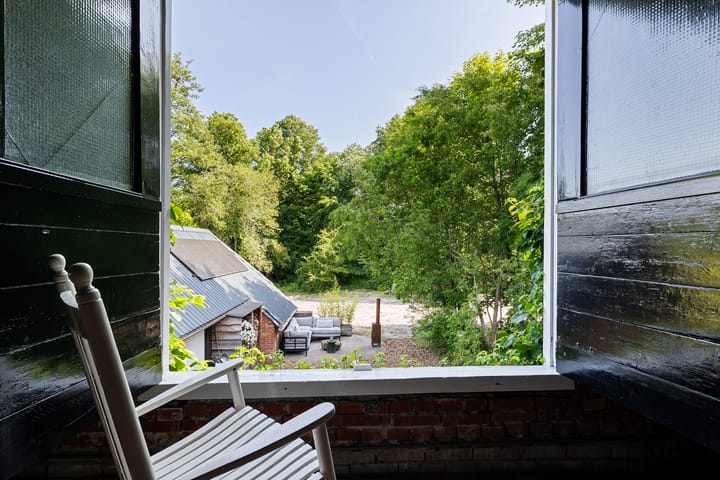 Foto 46 van Roderwolderweg 17