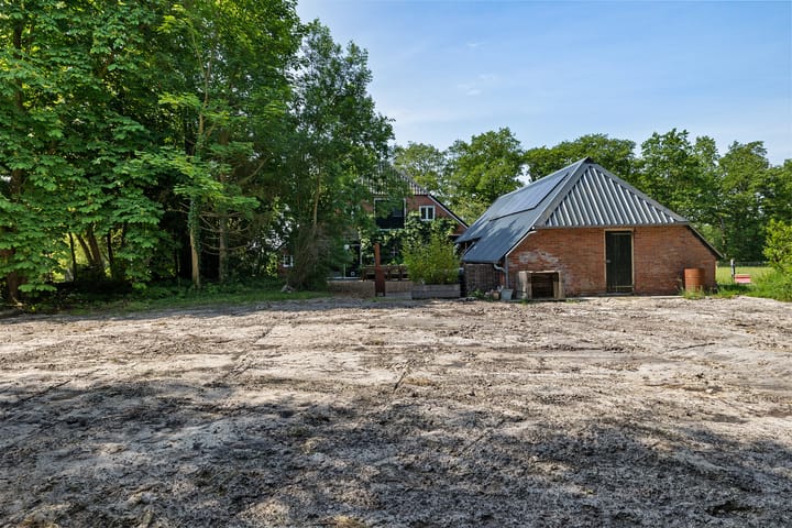 Foto 56 van Roderwolderweg 17