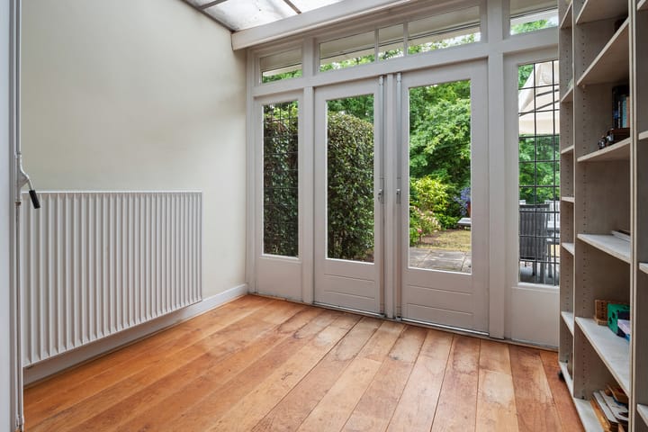 Foto 13 van Van Beresteijnstraat 15