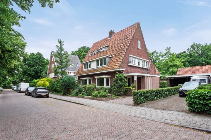 Foto 42 van Van Beresteijnstraat 15