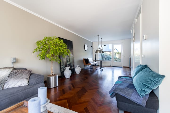 Foto 13 van Peerakker 2