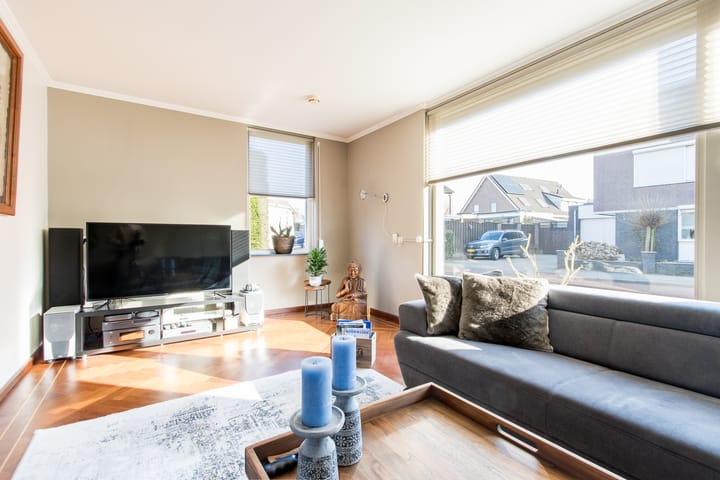 Foto 15 van Peerakker 2