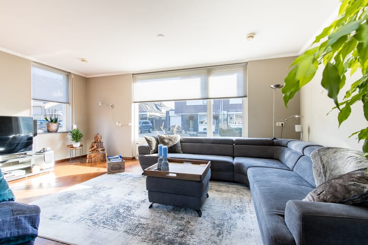 Foto 16 van Peerakker 2