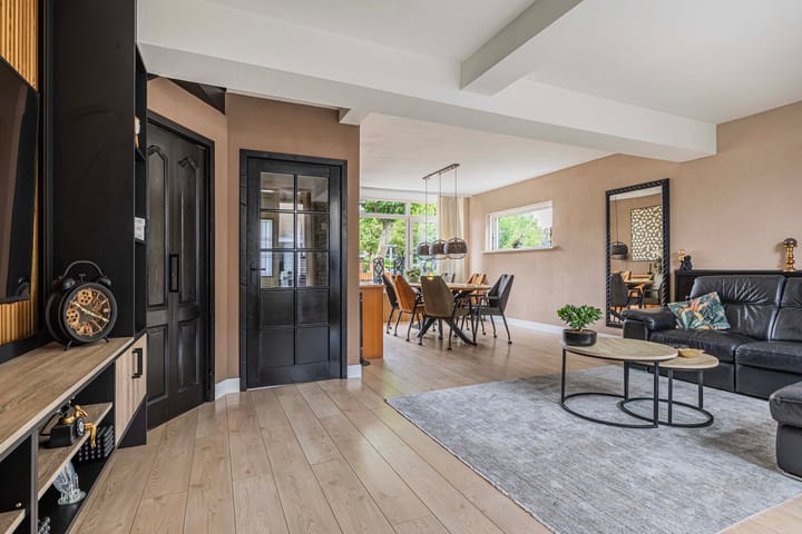 Foto 5 van Van Montfoortstraat 2