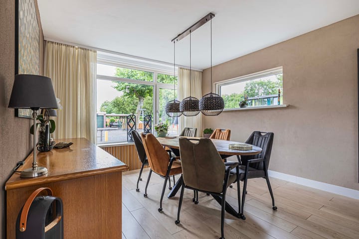 Foto 8 van Van Montfoortstraat 2