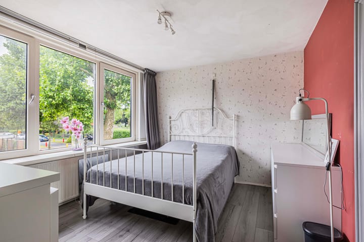 Foto 23 van Van Montfoortstraat 2