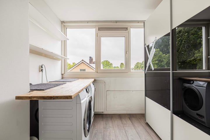 Foto 30 van Van Montfoortstraat 2