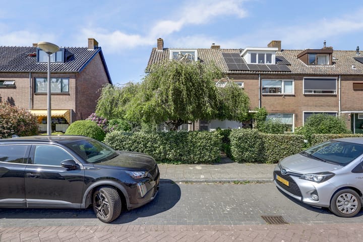 Foto 1 van Schweitzerplein 14