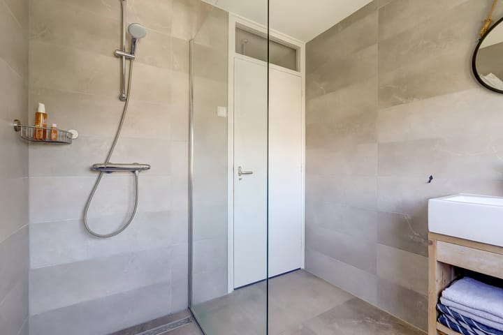 Foto 5 van Schweitzerplein 14