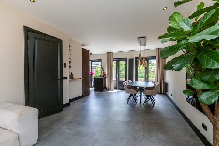 Photo 11 of Schimmelpenninckstraat 17